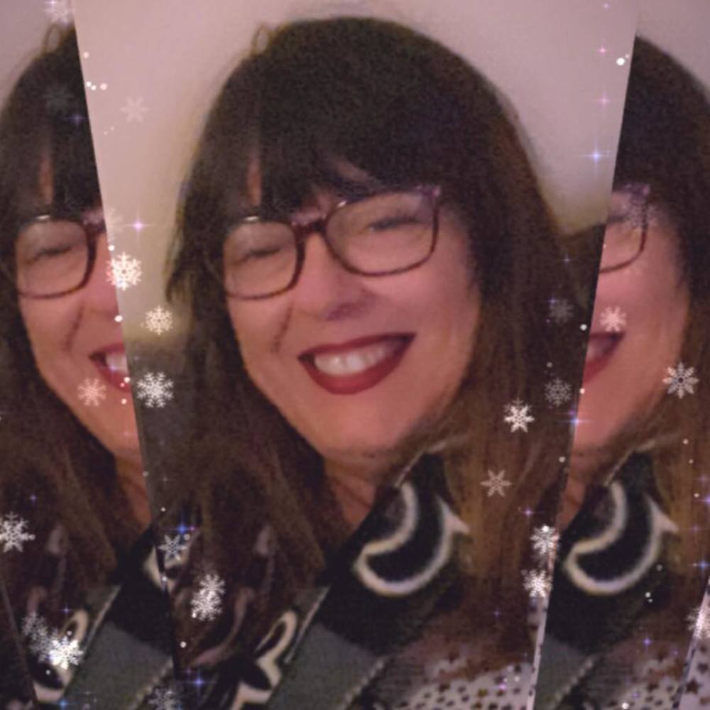 Meet your Posher, Debbie